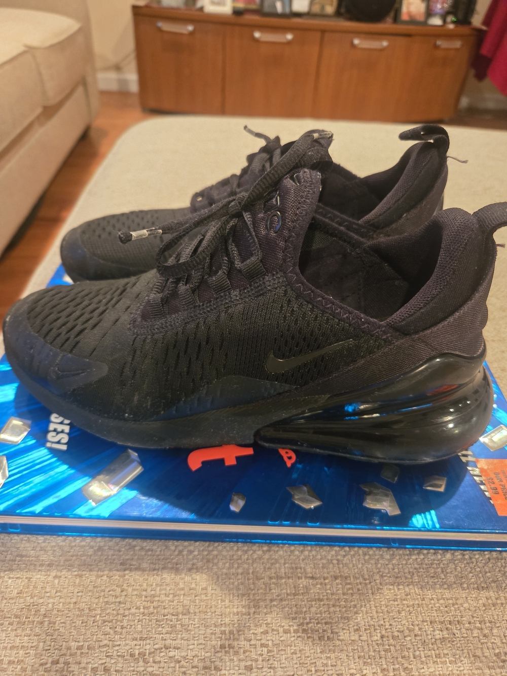 Nike 270's Kids Black Low-Top Mesh Sneakers - Picture 4 of 5